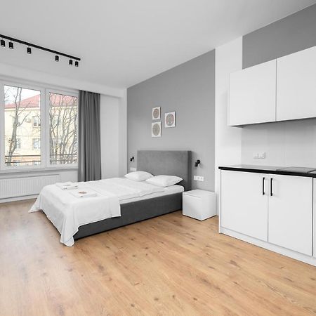 דירות Warsaw Concierge Warszawa Zachodnia מראה חיצוני תמונה
