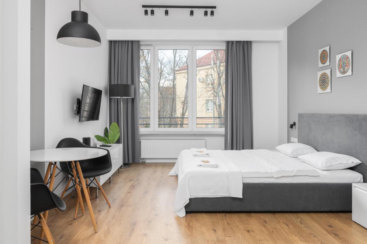 דירות Warsaw Concierge Warszawa Zachodnia מראה חיצוני תמונה